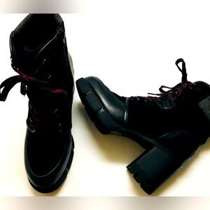 Naturalizer Myla Waterproof Leather Platform Chunky Sole Boots Size 8 Black